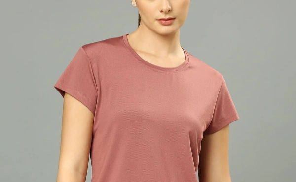 Eco-Chic: Sustainable Tees for Modern Women